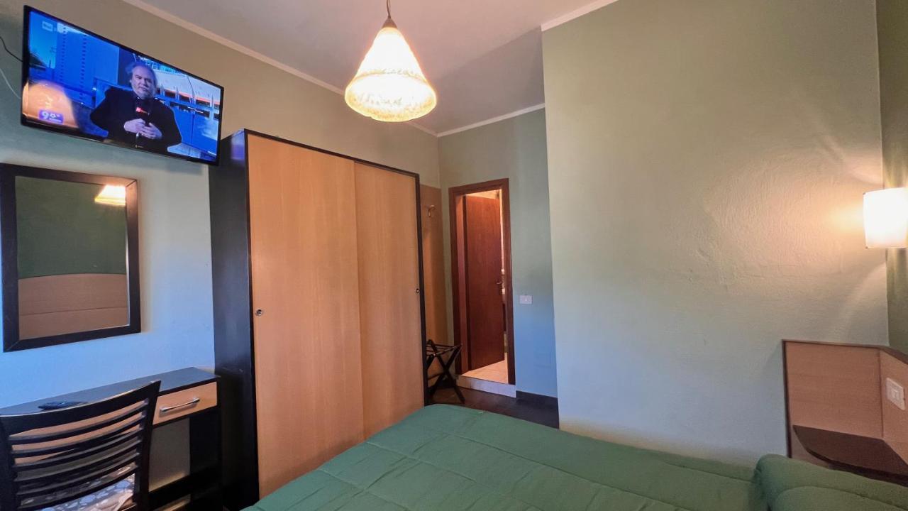 Hotel Il Cavaliere Nero 티레니아 외부 사진