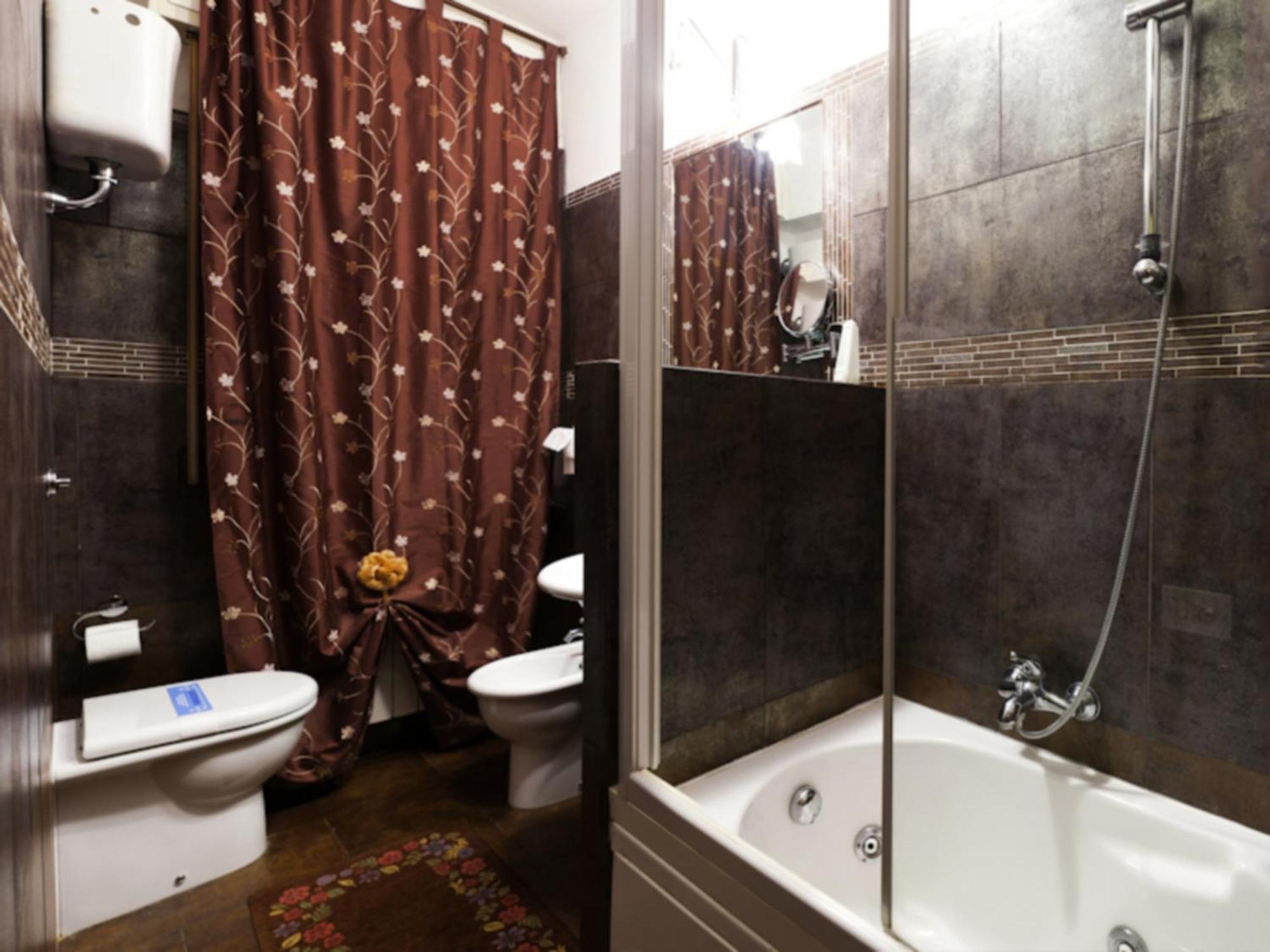 Hotel Il Cavaliere Nero 티레니아 외부 사진