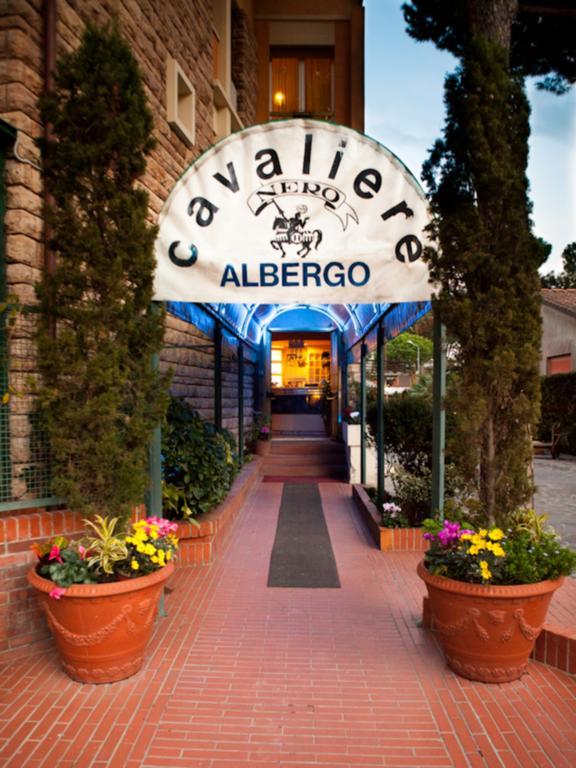 Hotel Il Cavaliere Nero 티레니아 외부 사진